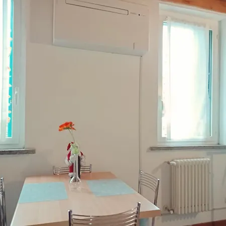 Alojamento de Acomodação e Pequeno-almoço Del Bosco E Del Elimar 3*