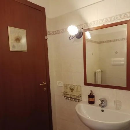 לינה וארוחת בוקר Del Bosco E Del Elimar